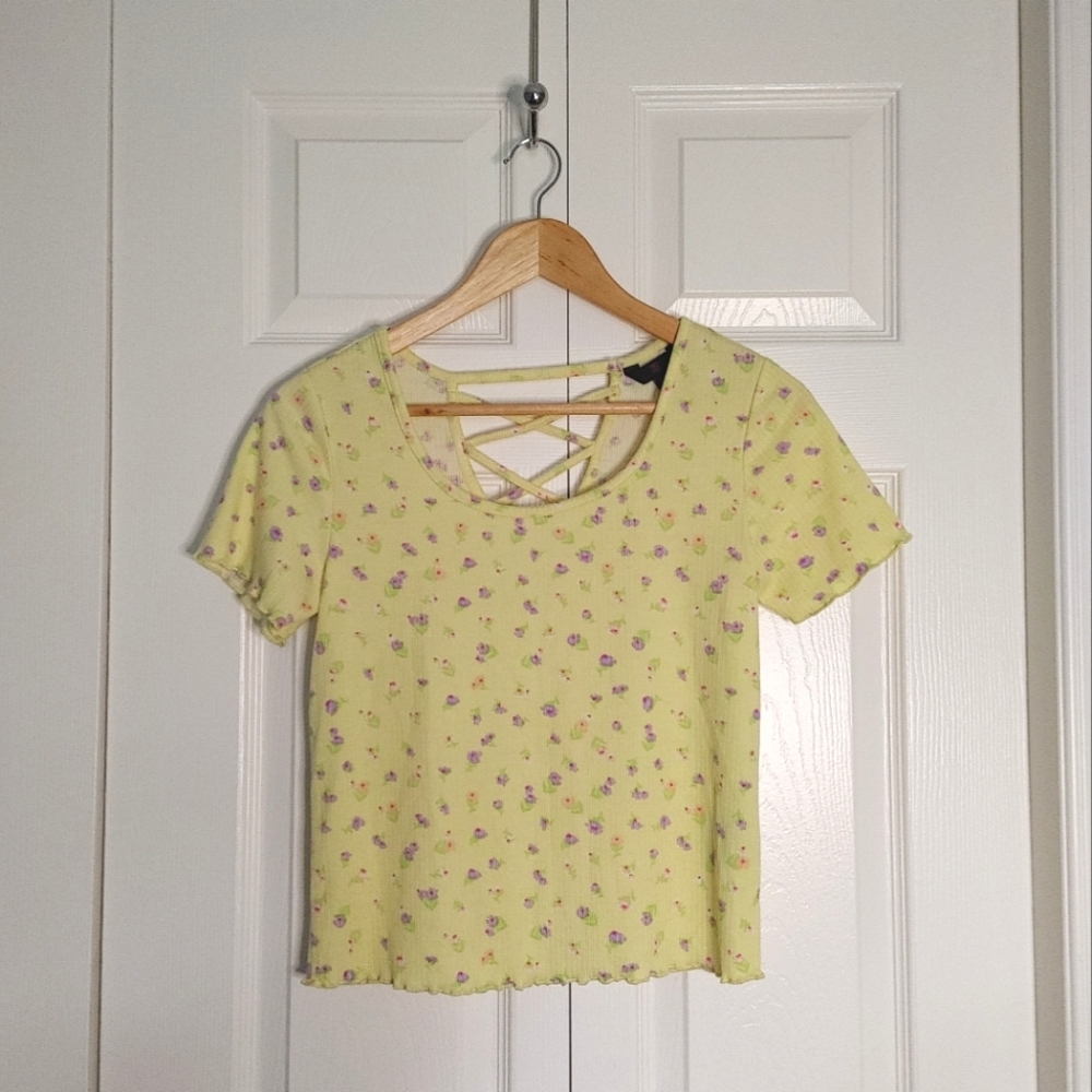 NOBO || Ribbed Short Sleeve Tee, Large, Yellow with Floral Print